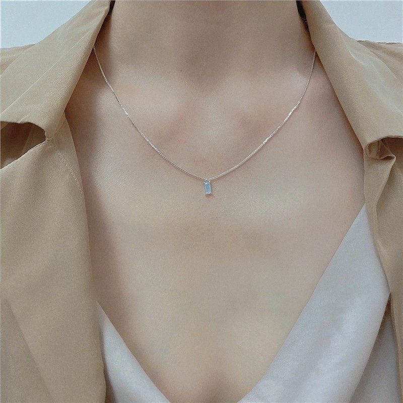 Vòng cổ Mặt Vuông Đính Đá Zircon Màu Xanh Dương Thời Trang Cho Nữ