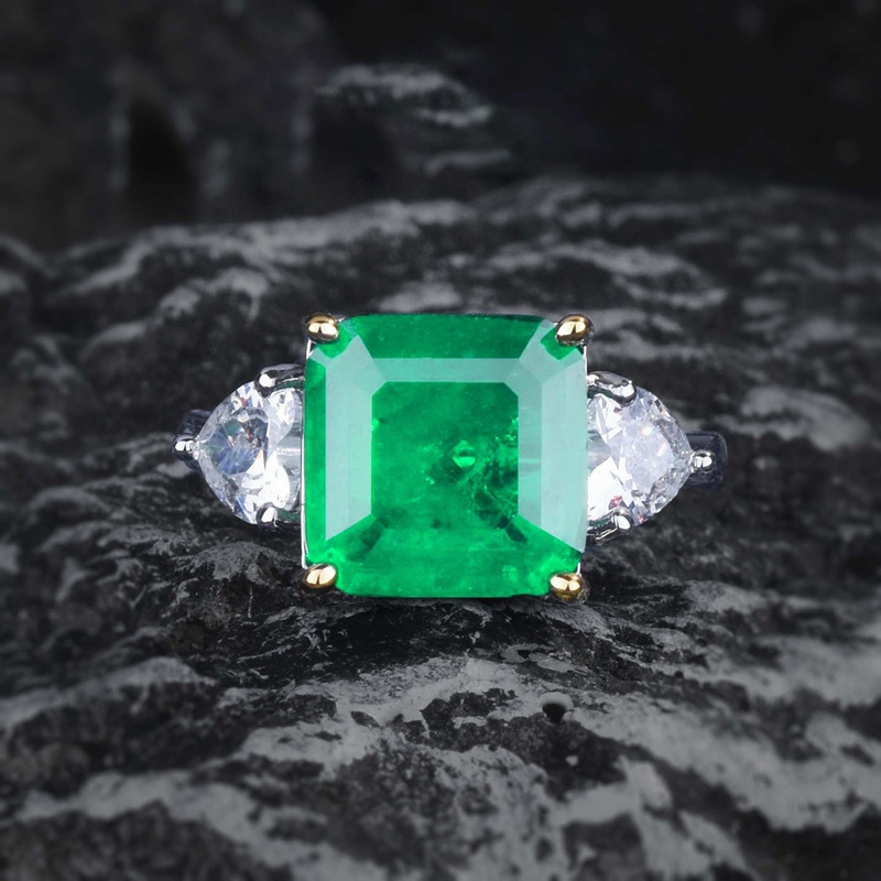 Ygt Nhẫn Đính Hôn Đính Đá Ngọc Lục Bảo Nhân Tạo Hình Vuông Đơn Giản Dành Cho Nữ