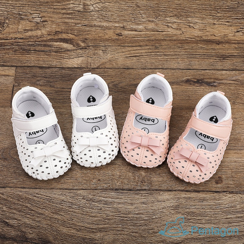 Xăng đan Đế Bằng Khoét Lỗ Họa Tiết Hoạt Hình Dễ Thương Cho Bé Gái