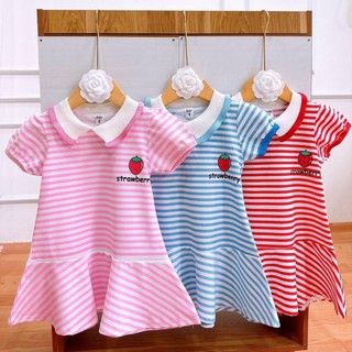 Váy polo dáng đuôi cá kẻ ngang chất cá sấu