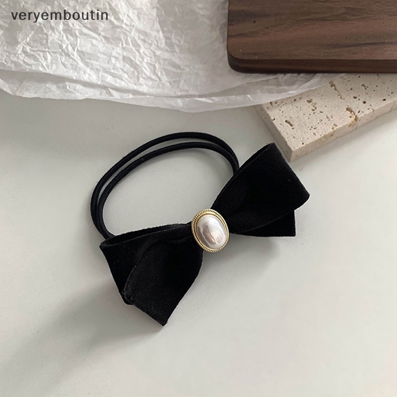 Dây Buộc Tóc Cao Su Bọc Nhung Màu Đen Đính Hạt Ngọc Trai Đơn Giản