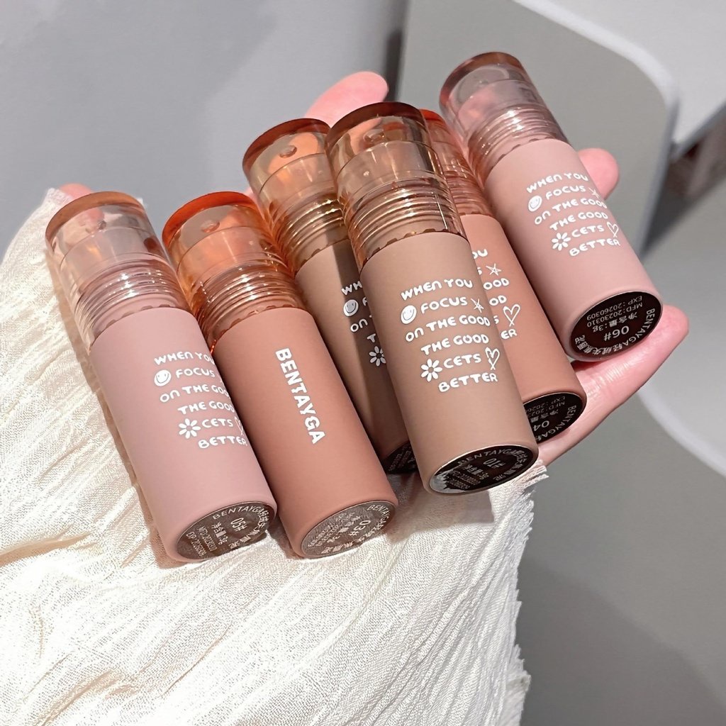 Son Môi Bentayga Chất Nhung Lì Chống Thấm Nước Lâu Trôi Thiết Kế Ống Tròn