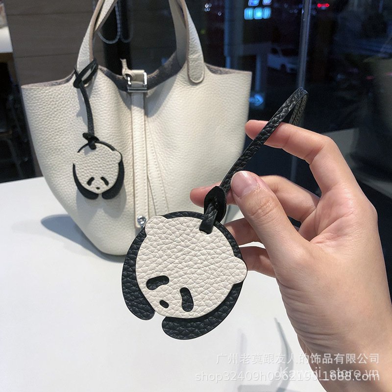 Móc Khóa Hình Gấu Trúc Dễ Thương