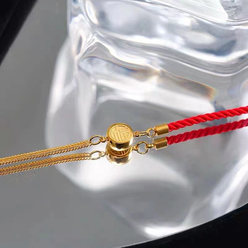 Vòng Tay Dây Đỏ Bằng Thép Titan Phong Cách Đơn Giản Sang Trọng Cho Nữ