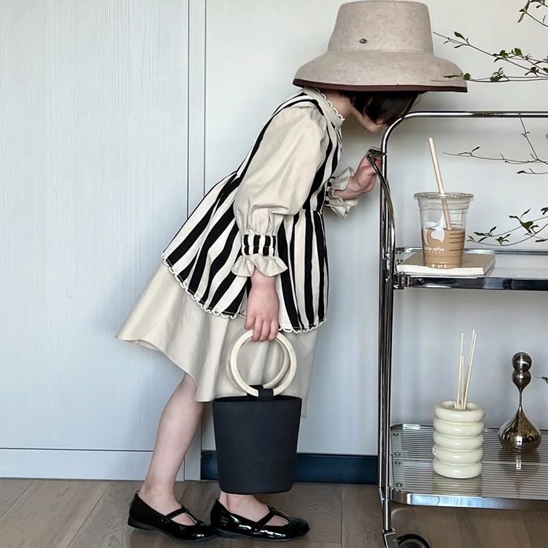 Đầm Công Chúa Tay Dài Phối Ren Họa Tiết Kẻ Sọc Thời Trang Xuân Thu 2023 Cho Bé Gái