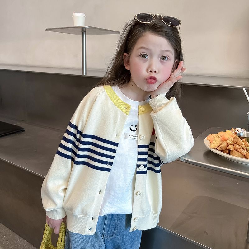 Áo Khoác Len Cardigan Cotton Không Viền Họa Tiết Sọc Trái Tim Cỡ Vừa Và Lớn Thời Trang Mùa Xuân Mới Cho Bé Gái