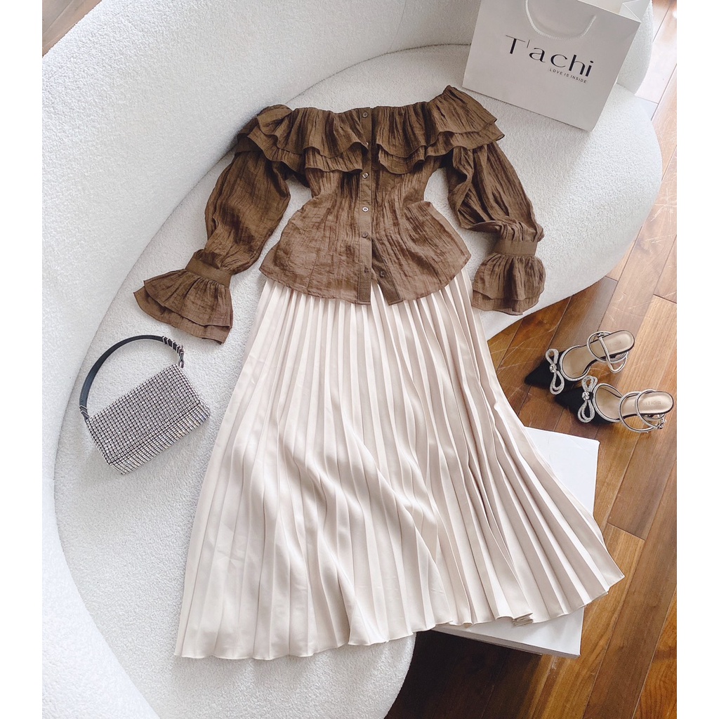 Set nâu trễ vai tay loe+chân váy midi dập ly