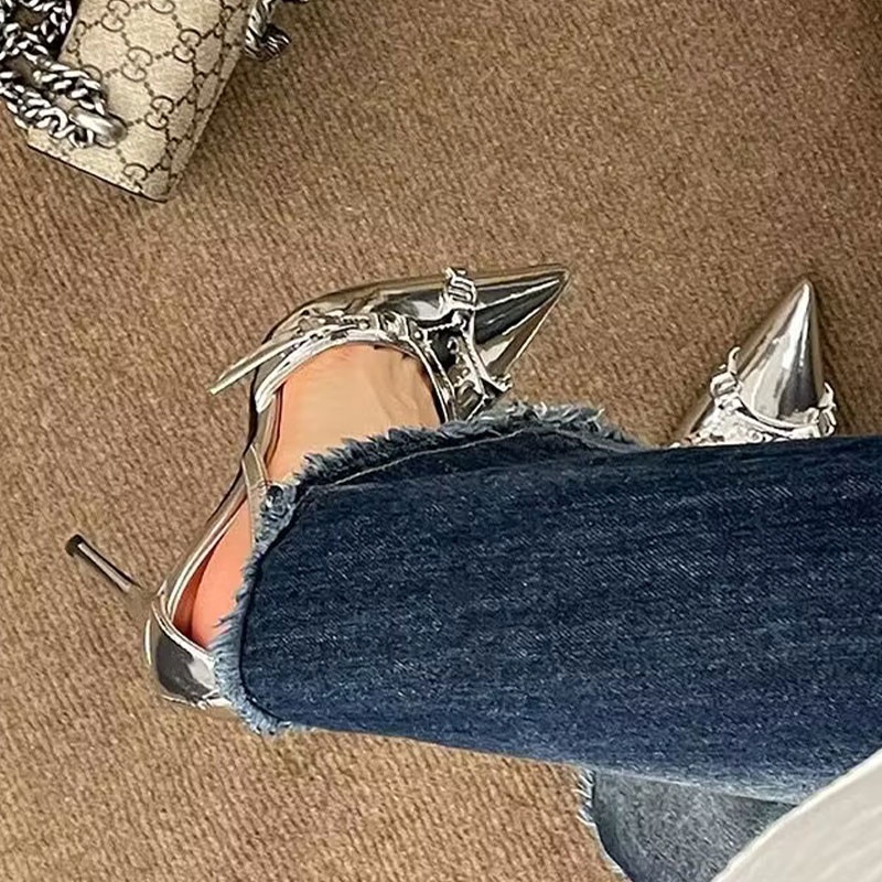 Silver-toned point-toe heels thời trang nữ dép punk đa năng buckled strappy stiletto heels