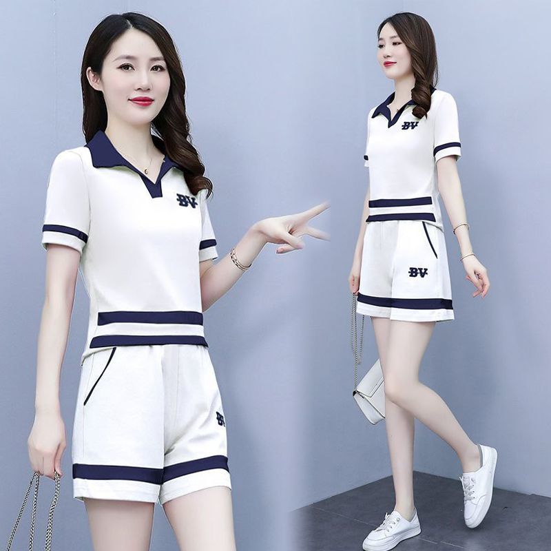 Bộ Đồ Thể Thao Áo Thun Tay Ngắn Phối Quần Short Thời Trang Mùa Hè Cho Nữ