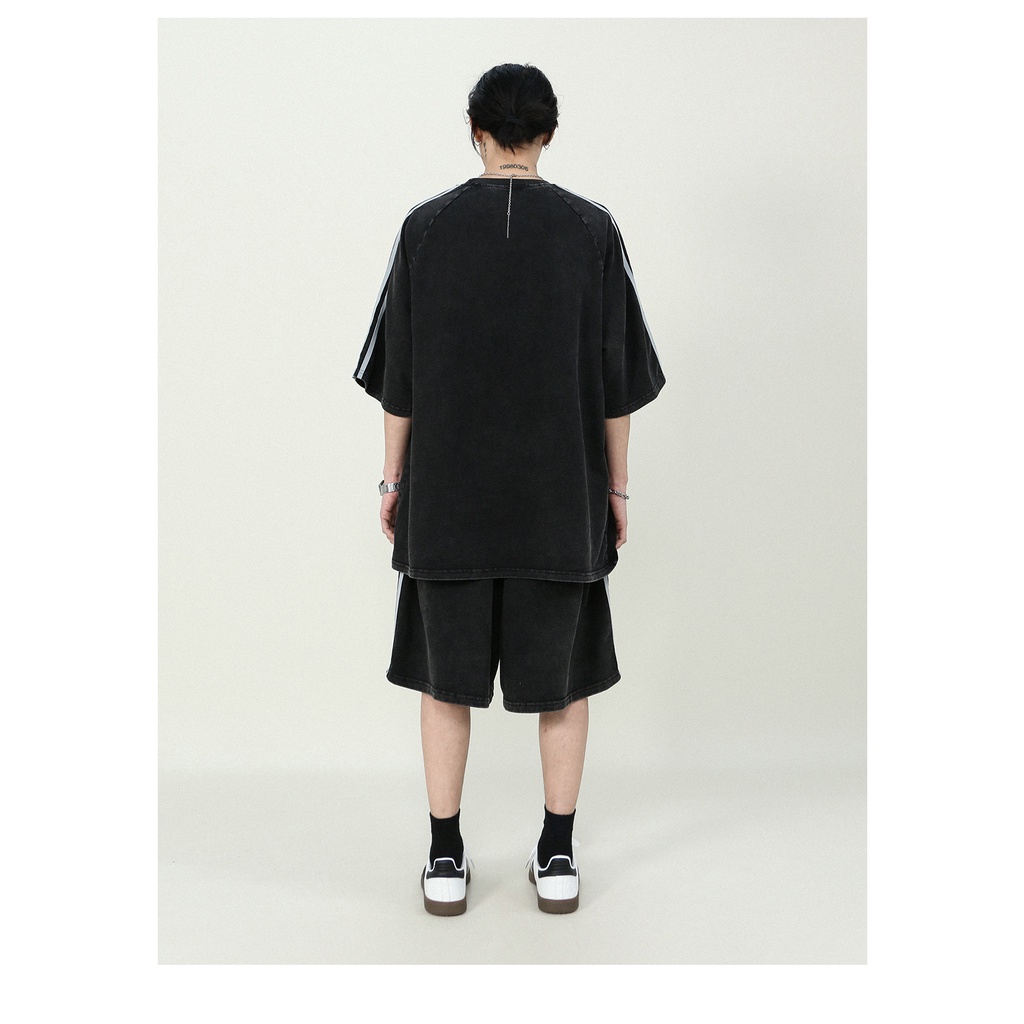 Set Đồ Thể Thao Phối Áo Thun Tay Ngắn Phong Cách Retro Mỹ Cá Tính Cho Nam