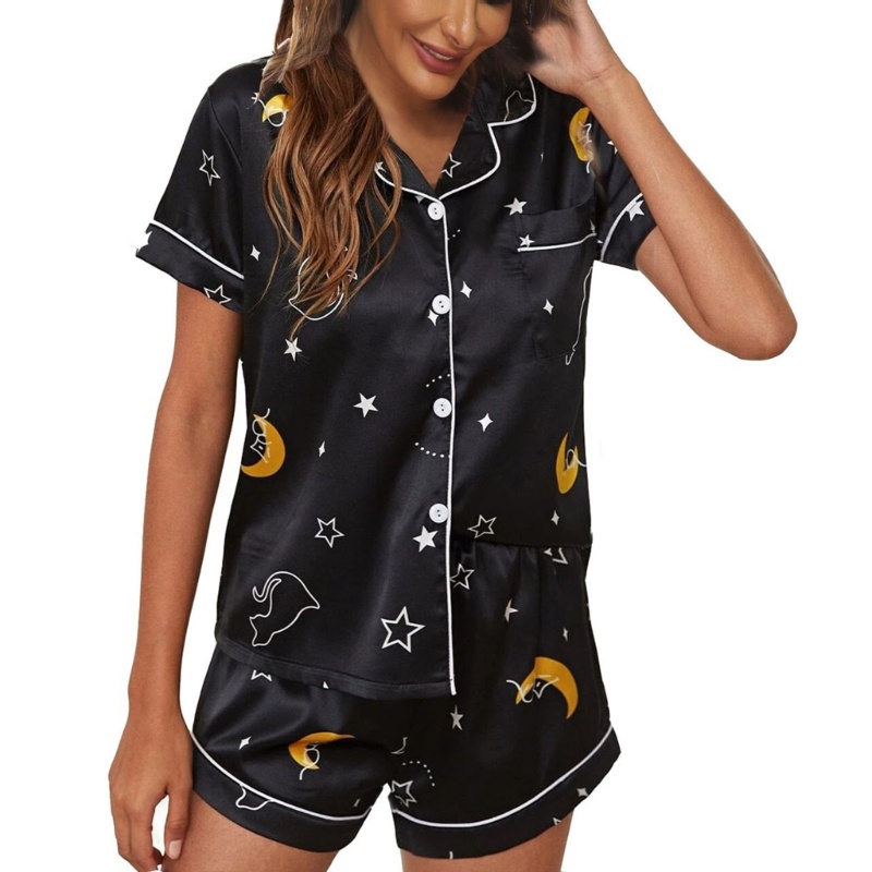 Bộ Đồ Ngủ 2 Mảnh Áo Sơ Mi Tay Ngắn Cài Khuy + Quần Short Vải Satin In Hoa Dễ Thương Cho Bạn Gái