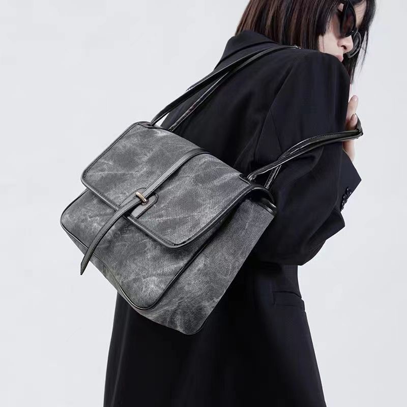 Túi Tote Đeo Dưới Cánh Tay Sức Chứa Lớn Phong Cách Mới Dễ Phối Đồ Cho Nữ