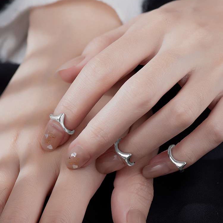 Bộ 4 Nhẫn Đeo Cổ Thiết Kế Đơn Giản Phong Cách Gothic Thời Trang Cho Nam Và Nữ