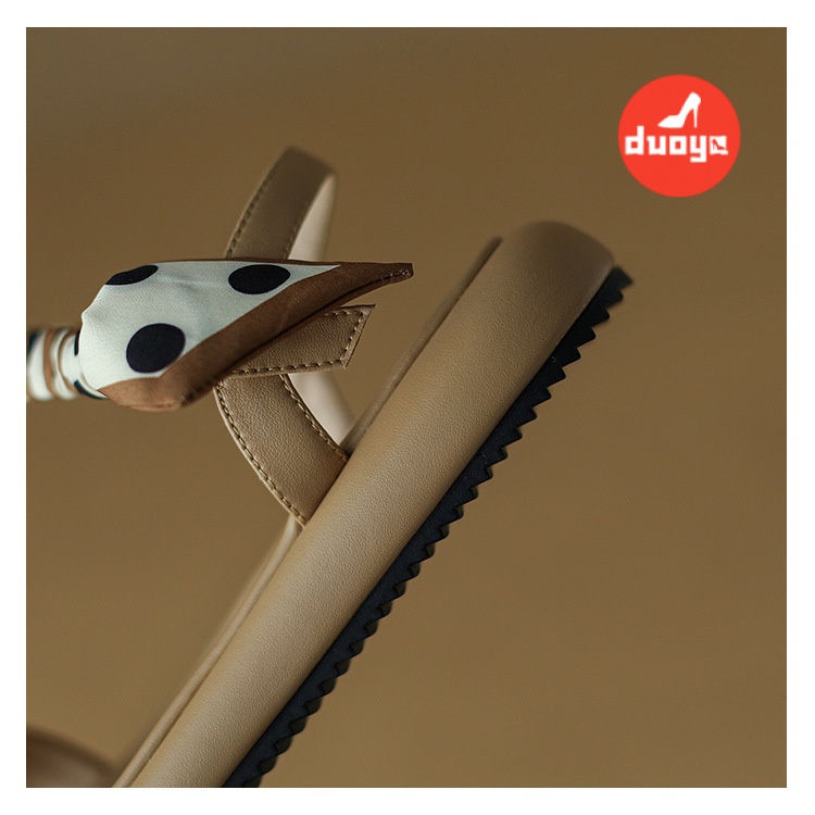 Giày Xăng Đan Đế Dày Đính Đá Pha Lê Trong Suốt Chống Mòn Thời Trang Mùa Hè Dành Cho Bạn Nữ 2022