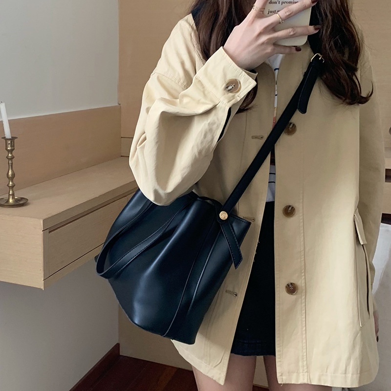 Túi Xách Đeo Vai Sức Chứa Lớn Phong Cách retro Thời Trang Cho Nữ