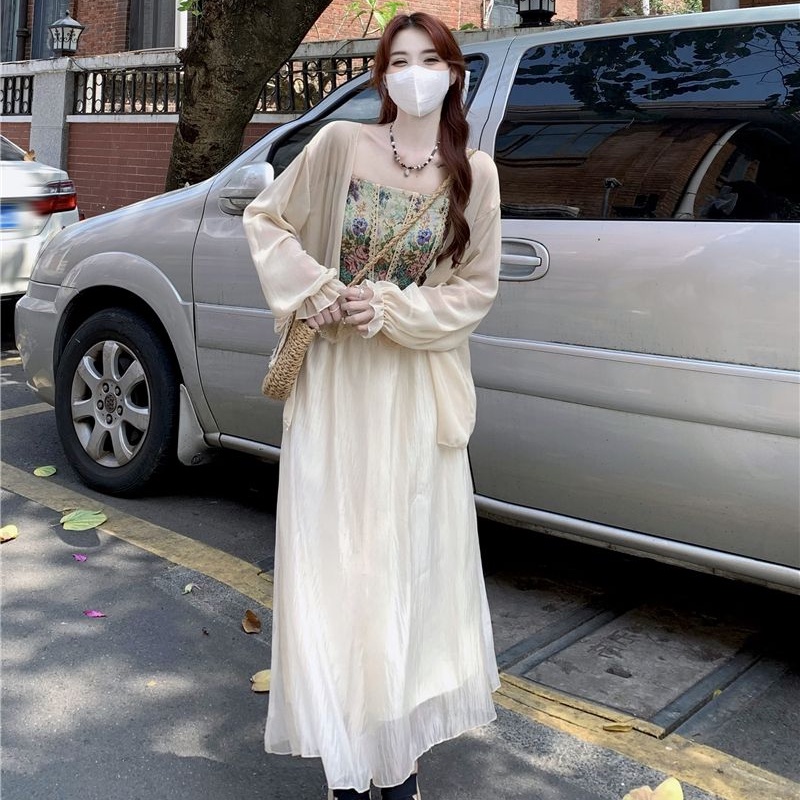 Set Áo Ren Hoa Hai Dây + Áo Khoác Chống Nắng + Chân Váy Lửng Thời Trang Mới Cho Nữ