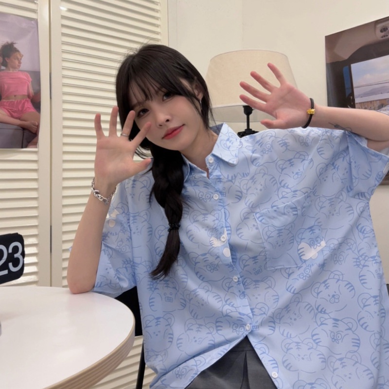 Áo Sơ Mi Tay Ngắn Dáng Rộng Họa Tiết In Phong Cách Hong Kong Cá Tính