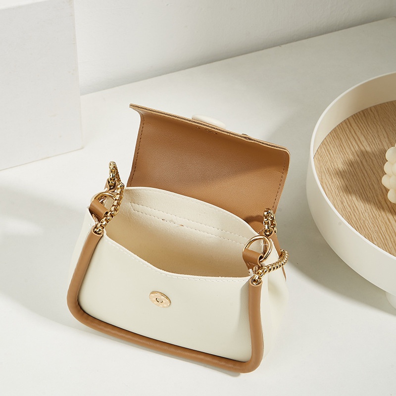 Túi Đeo Chéo Hình oval Nhỏ Xinh Dễ Phối Đồ Thời Trang Cho Bạn Gái