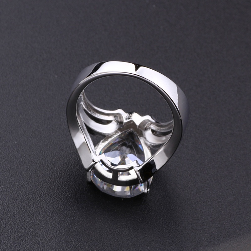 Nhẫn Đính Đá Zircon Hình Giọt Nước Sang Trọng