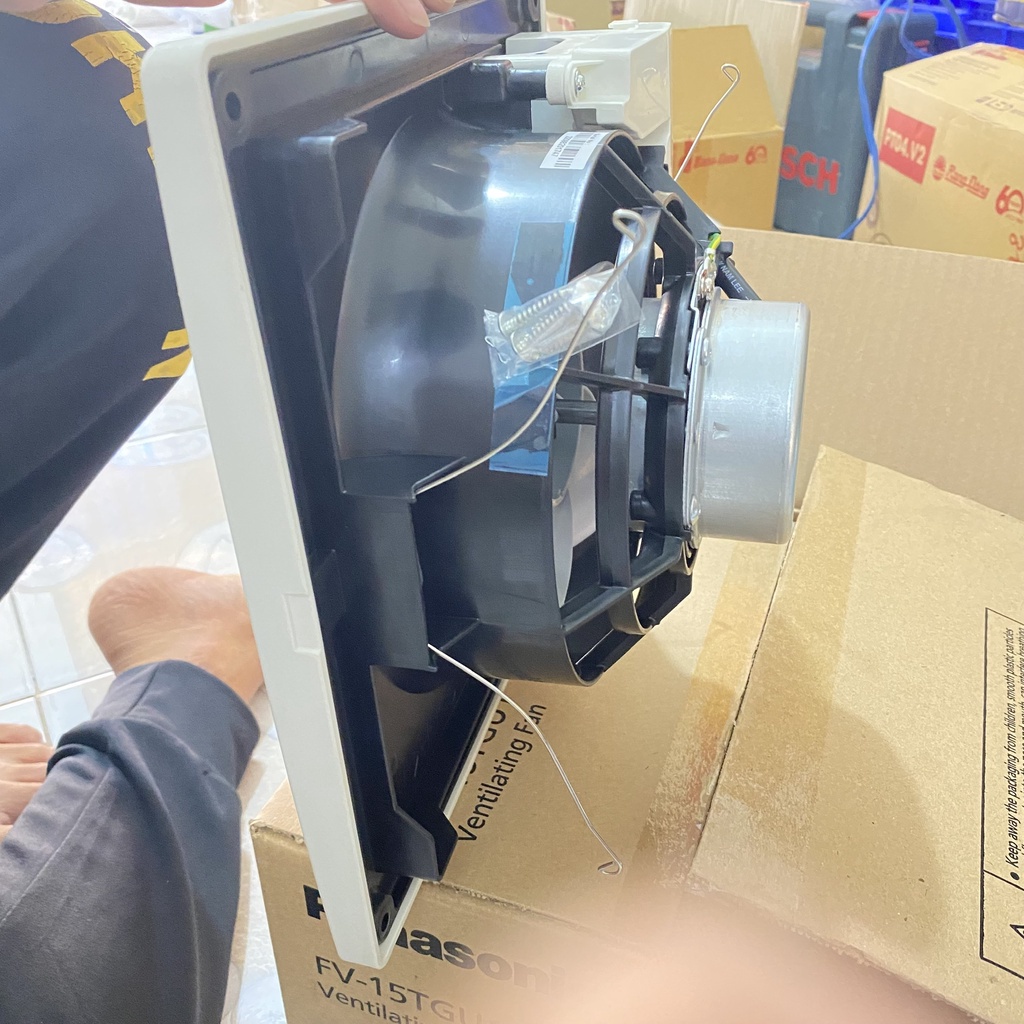 Quạt hút âm trần 11W khoét lổ 21,7cm FV-15TGU1 Panasonic