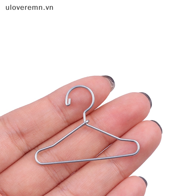 Set 5 Móc Treo Quần Áo Mini Cho Nhà Búp Bê