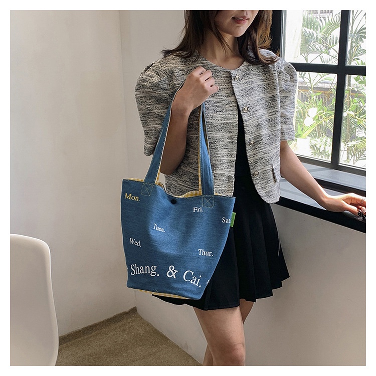 Túi Xách Denim In Chữ Thời Trang Hàn Quốc