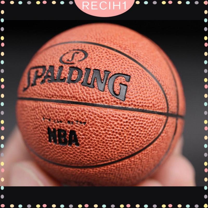 Mô Hình Quả Bóng Rổ Mini Tỉ Lệ 1 / 6 Trang Trí Nhà Búp Bê