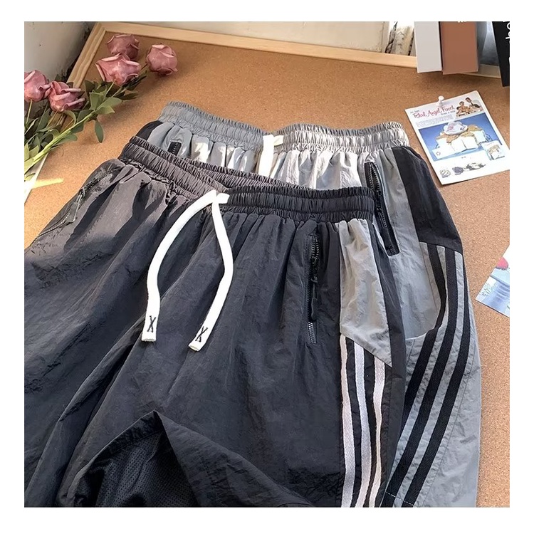 Quần ngắn ống rộng Phối Họa Tiết Kẻ Sọc Nhanh Khô Phong Cách Đường Phố Mỹ Thời Trang Mùa Hè Mới Cho Nam