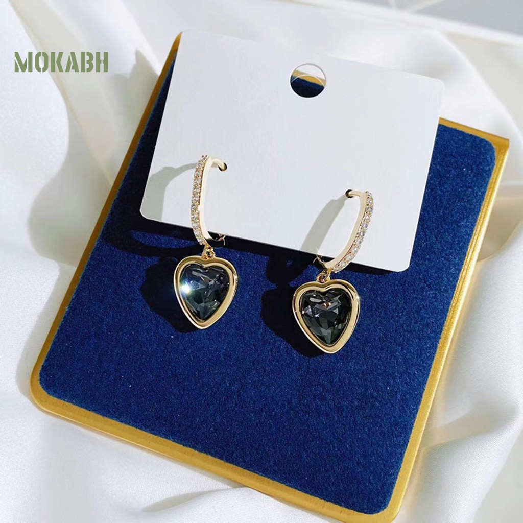 1 Đôi Bông Tai Hình Trái Tim Đính Đá Màu Trắng / Đen Dành Cho Nữ