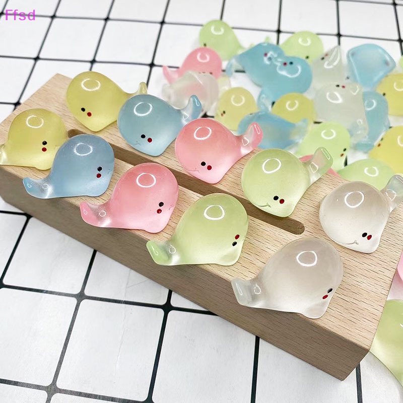 Bộ 6 Đồ trang trí Cá Heo Bằng Nhựa Phát Quang Độc Đáo Dùng Trang Trí DIY