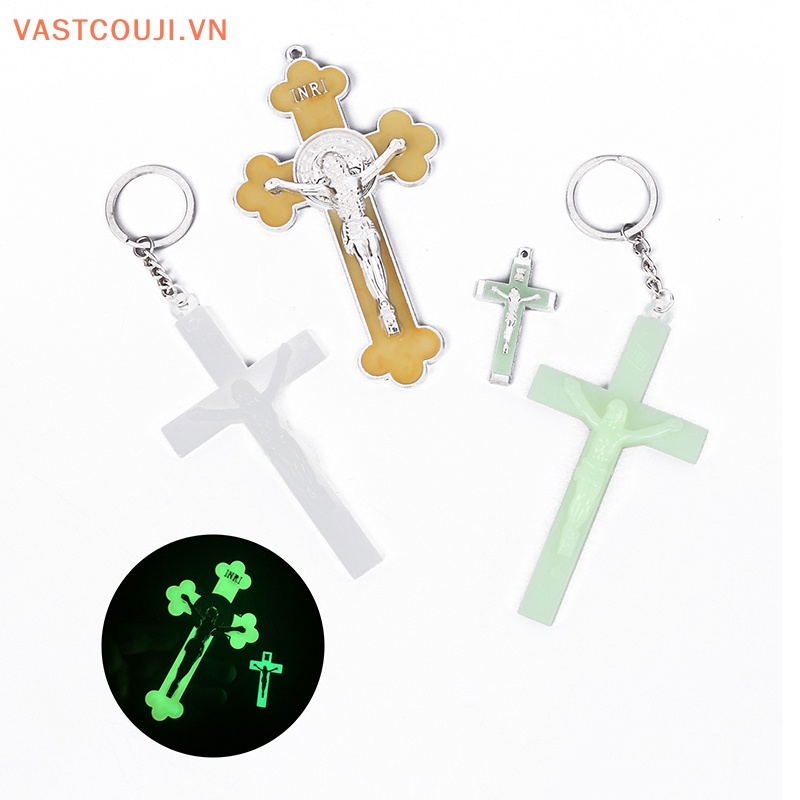 Móc Khóa Hình Chúa Jesus Phát Sáng Độc Đáo