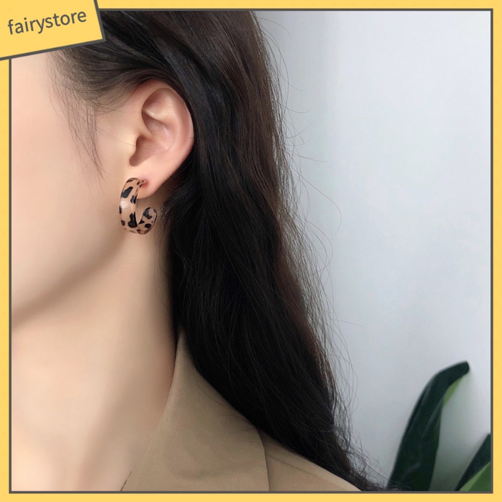 Bông Tai Nhựa Resin Dáng Dài Họa Tiết Da Báo Đơn Giản Thời Trang Cho Nữ