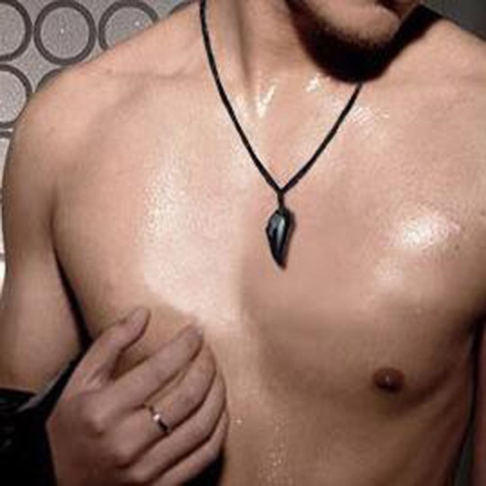 Vòng cổ Mặt Răng Sói Đính Pha Lê Độc Đáo Thời Trang Cho Nam