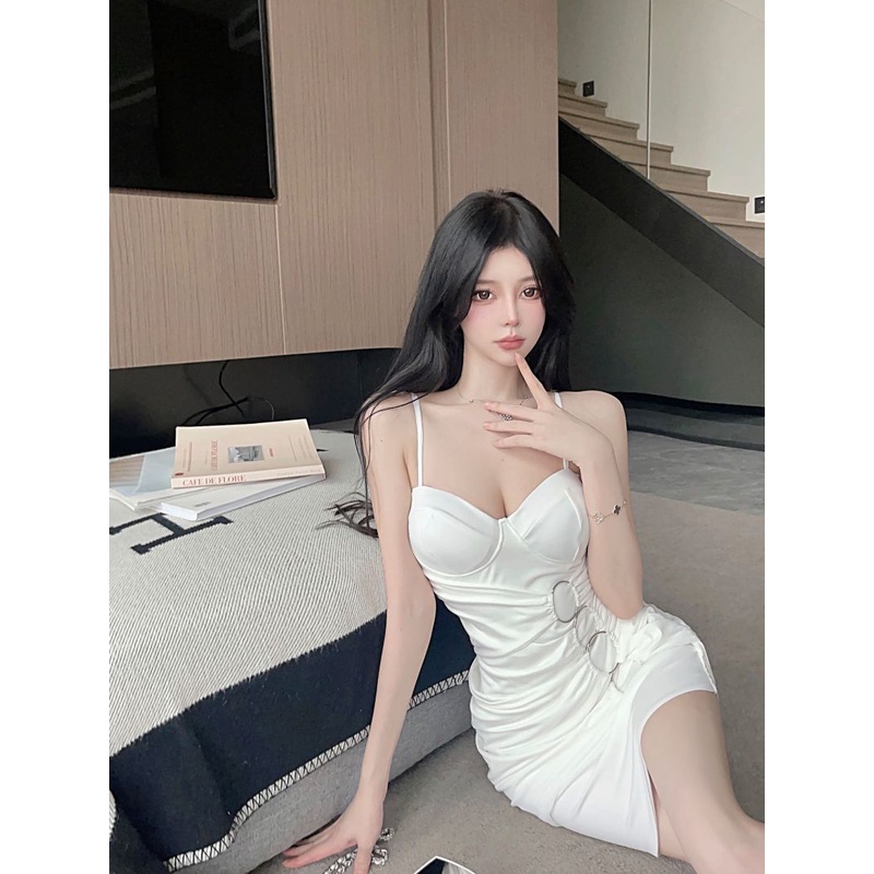 Đầm Hai Dây Thiết Kế Vòng Thép Phong Cách Âu Mỹ Gợi Cảm Thời Trang Mới