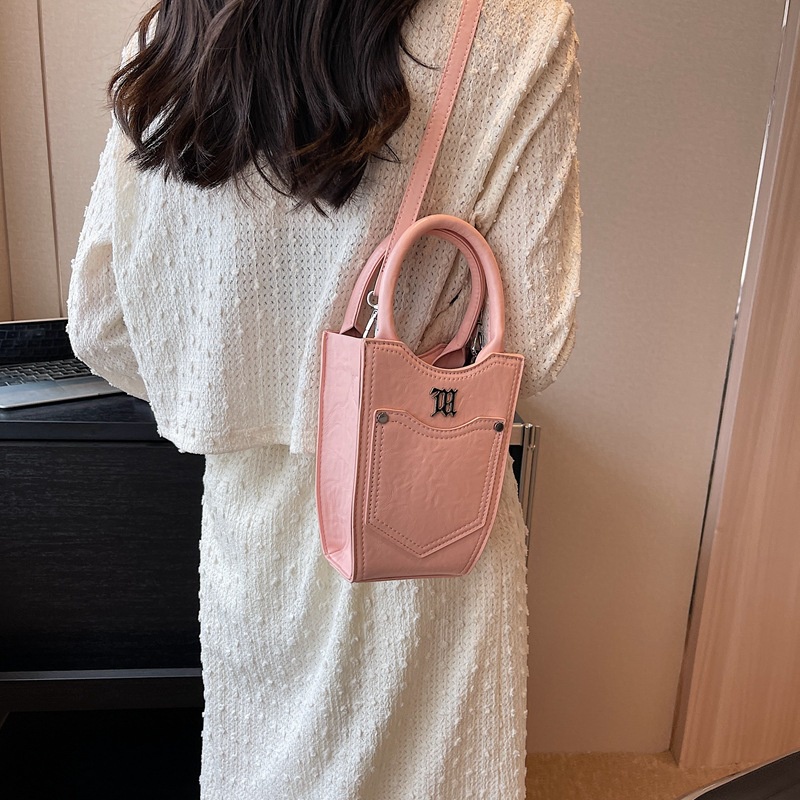 Túi Xách Đeo Chéo Phong Cách Phương Tây Thời Trang 2023 Cho Nữ