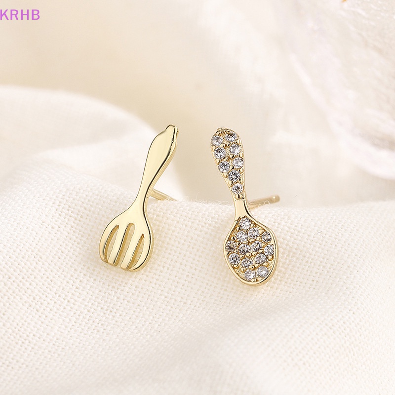 Khuyên Tai Hình Nĩa Đính Đá Pha Lê Mini Đơn Giản Cá Tính Dành Cho Nữ Mới