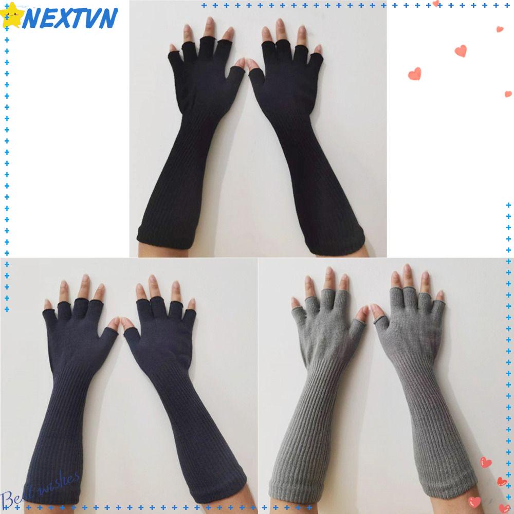 Găng Tay Hở Ngón Giữ Ấm Màu Đen Cho Nam Và Nữ