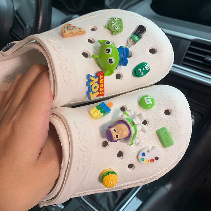 Ghim Cài Giày Crocs Hình Gấu Kaws / Thỏ StellaLou Jibbits Toy Story Buzz Lightyear Jibitz Croc Thời Trang Cho Nữ