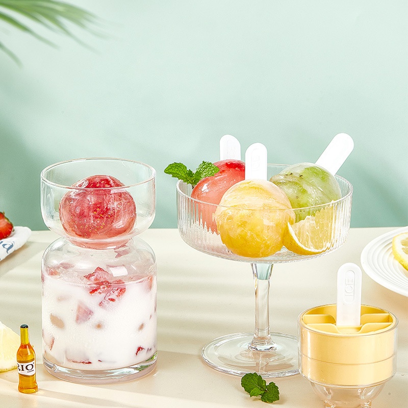 Set 4 Khuôn Làm Kem Que Hình Quả Cầu DIY