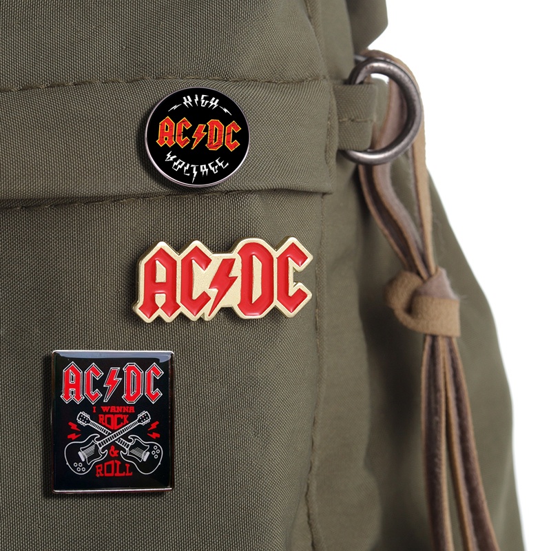 Huy Hiệu Cài Áo Hình Quạt Nhạc Rock Bằng Hợp Kim