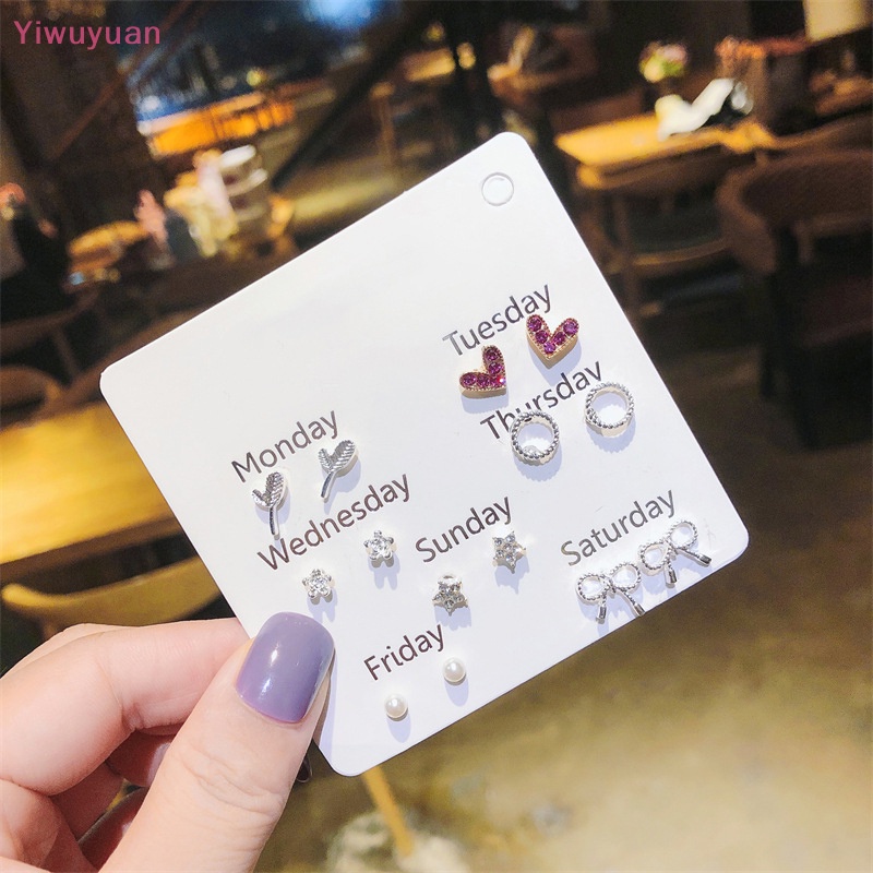 1 Cặp Bông Tai Hình Trái Tim / Bướm / Hình Học Đơn Giản Thời Trang Mới Cho Nữ