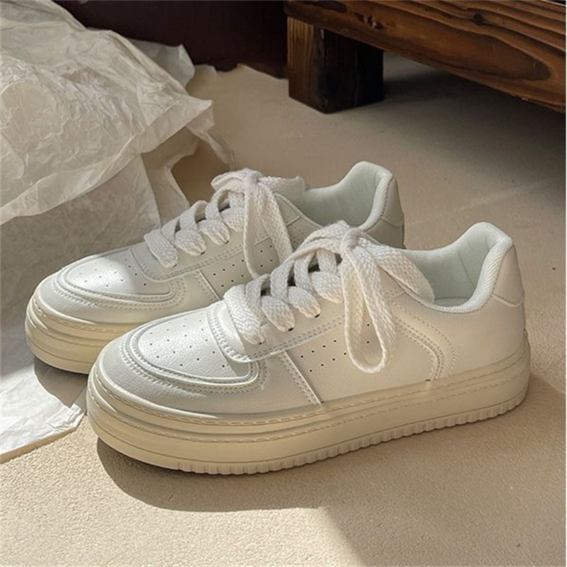 Giày Thể Thao Đế Bằng Màu Trắng Phong Cách Thời Trang Mới 2023