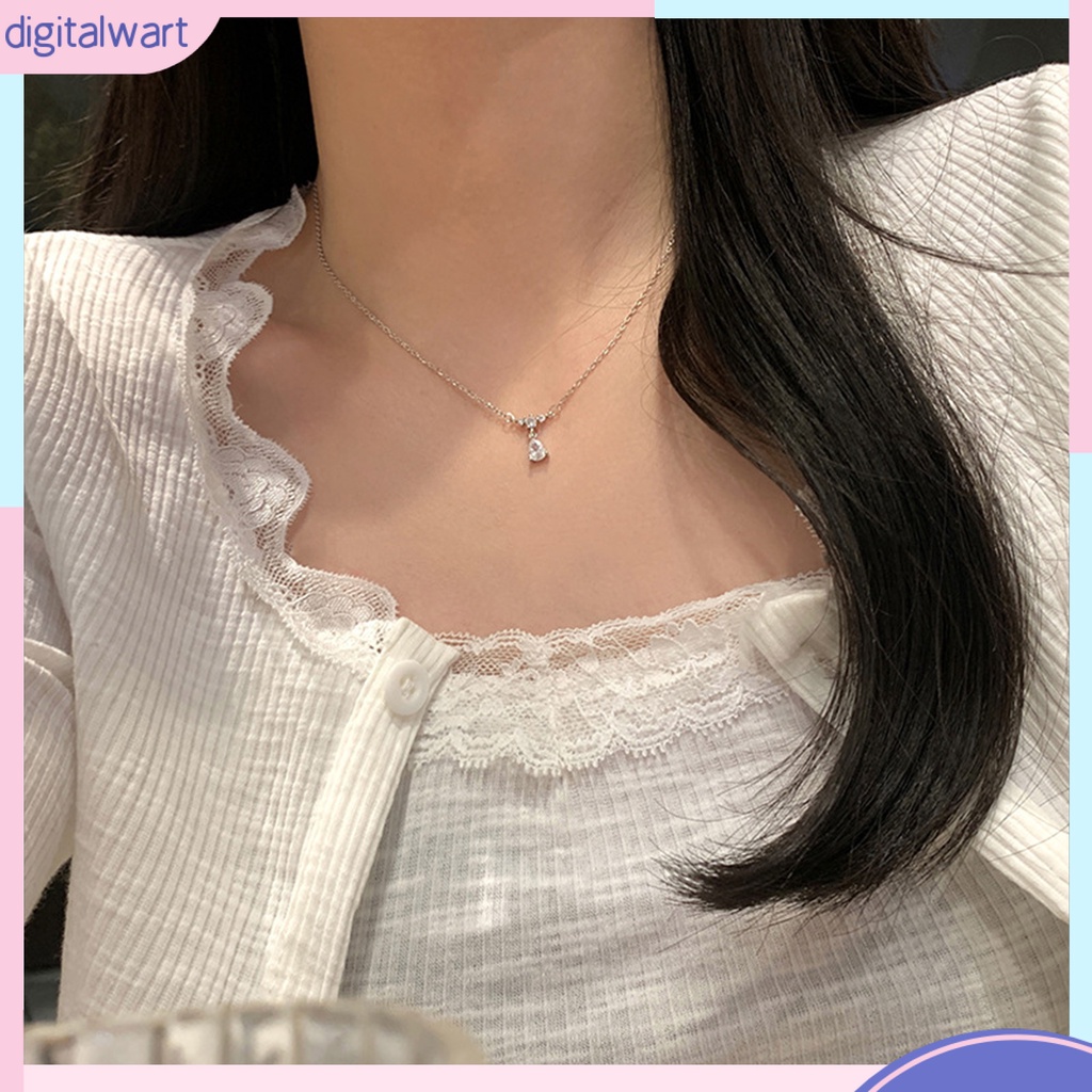Vòng Cổ Choker Hai Lớp Bằng Thép Titan Mặt Hình Bướm Đính Đá Sáng Bóng Màu Sắc Thanh Lịch Dành Cho Nữ