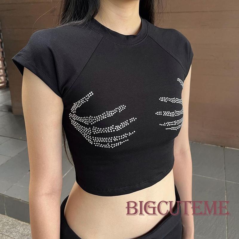 Áo Thun Crop Top Tay 1 / 4 Cổ Tròn Màu Đen Thời Trang Xuân Hè Cá Tính Cho Nữ