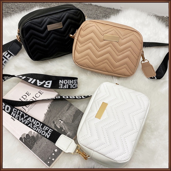 Túi Đeo Chéo Da Pu Hình Vuông Nhỏ Thêu Họa Tiết Thời Trang Cho Nữ