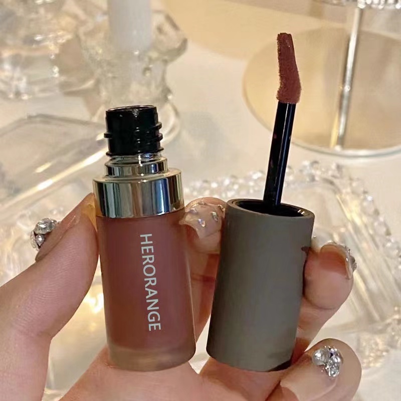 Son Môi Dạng Lỏng Dưỡng Ẩm Lâu Trôi Chống Thấm Nước Kết Cấu Mịn Màng