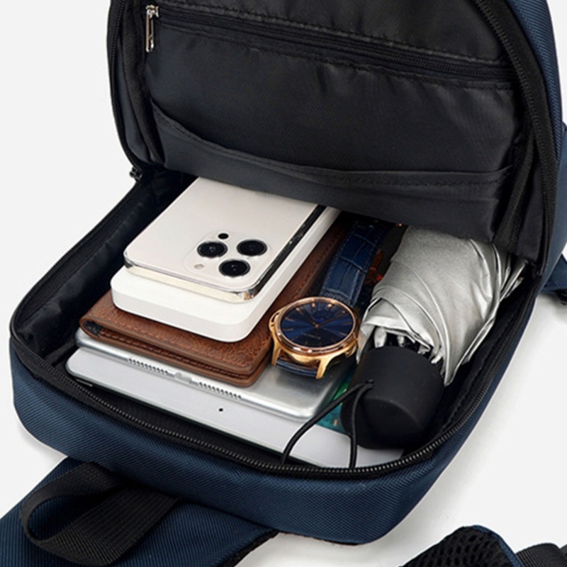 Túi Đeo Chéo Nam Có Cổng Sạc USB