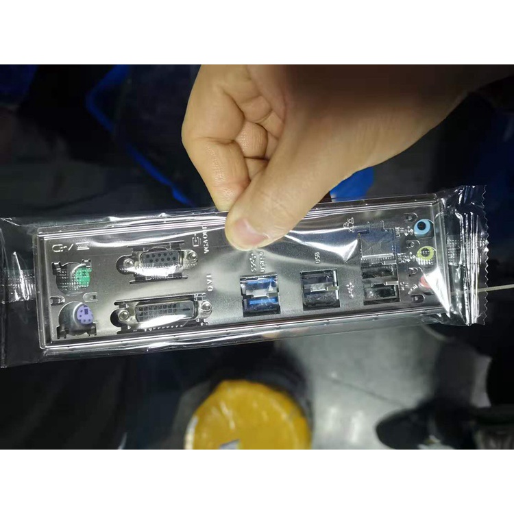 Bao bì riêng lẻ Asus H110M-K Bo mạch chủ vách ngăn Bo mạch chủ Hình sắt Vị trí rỗng chính xác