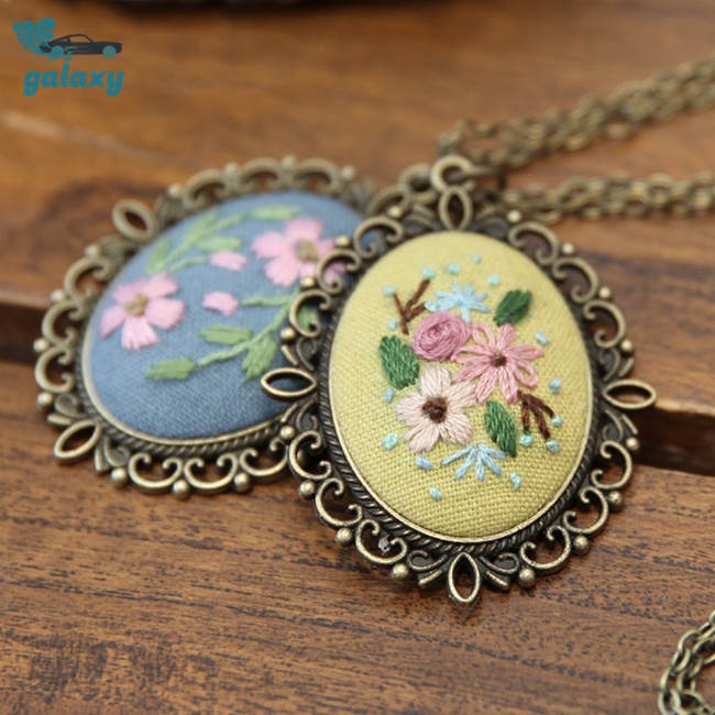 Galaxy Bộ Vòng cổ + Chỉ Thêu Nghệ Thuật Diy