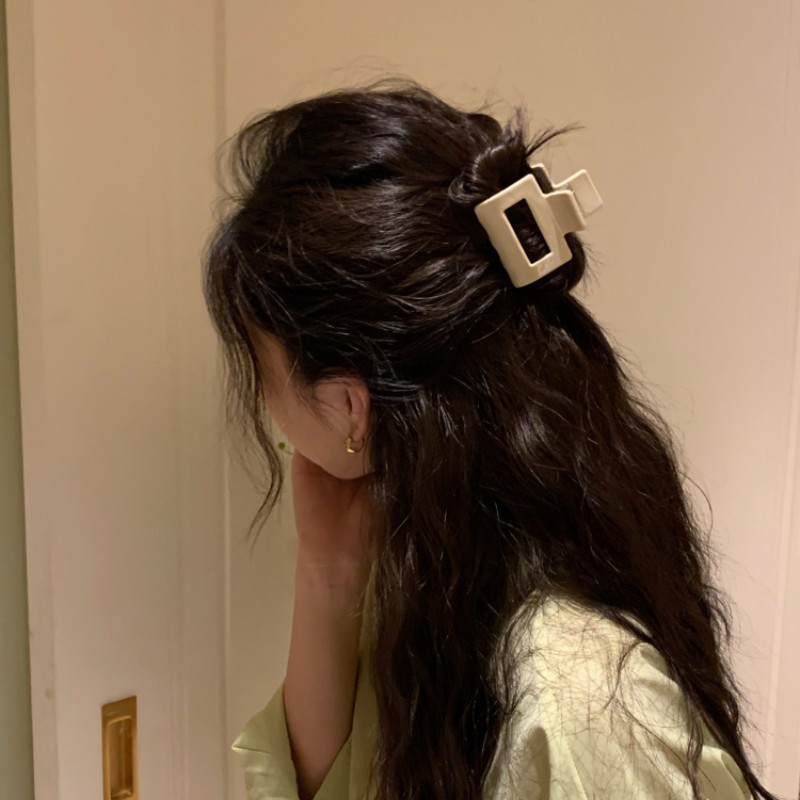 Kẹp Tóc Acetate Hình Vuông Thiết Kế Ngọt Ngào Dễ Thương Cho Nữ